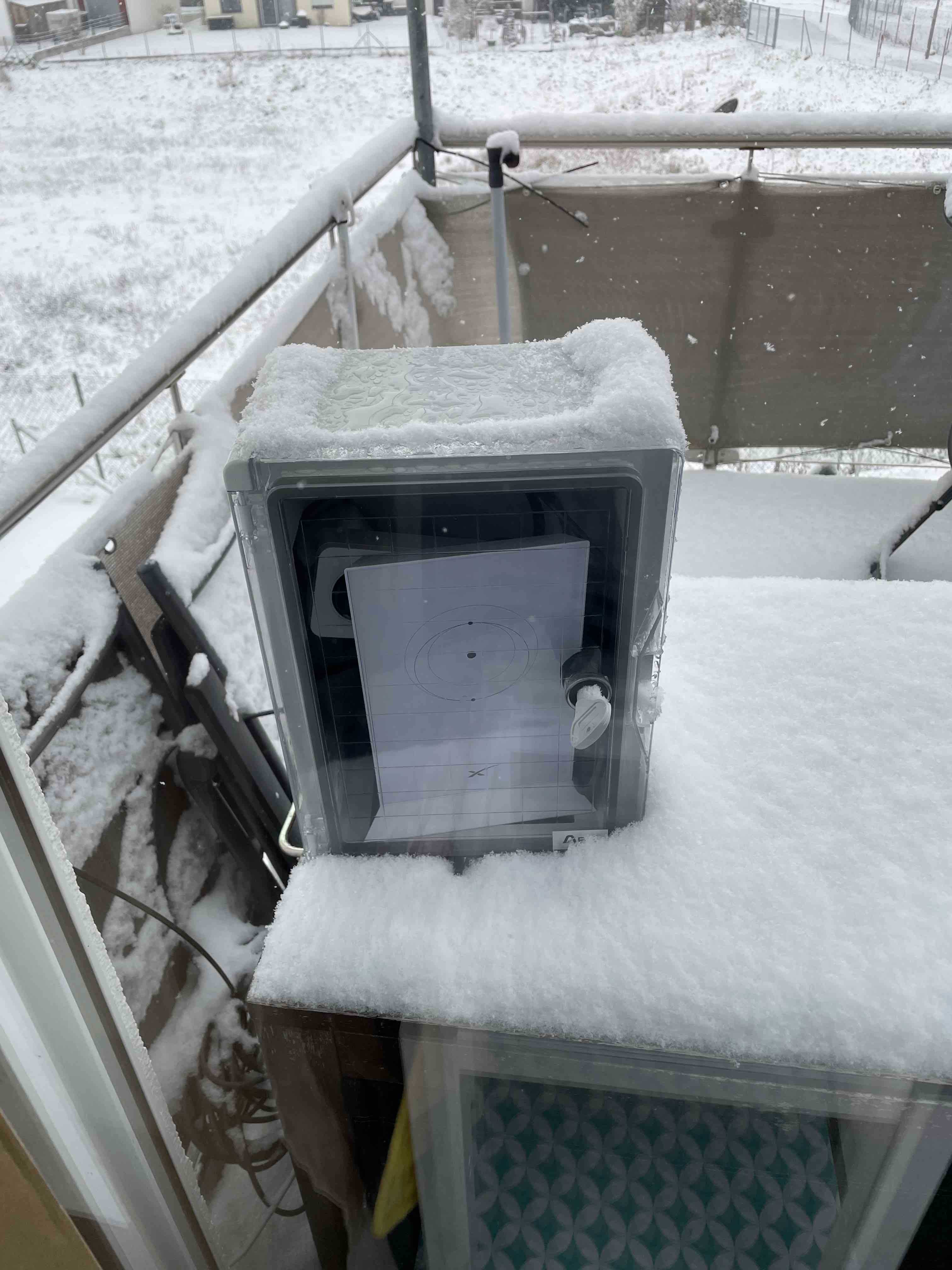Starlink Box under snow conditions